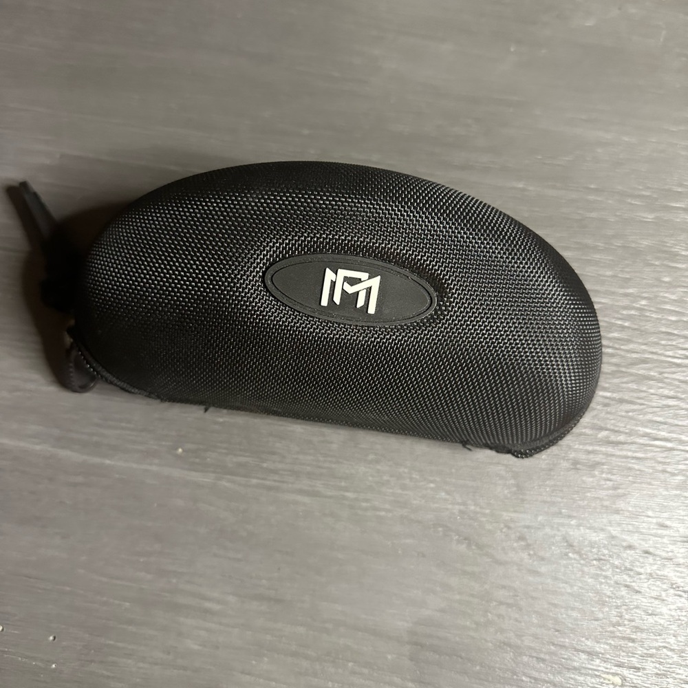 Black Hard Shell Glasses Sunglass Case with soft case and cleaning cloth